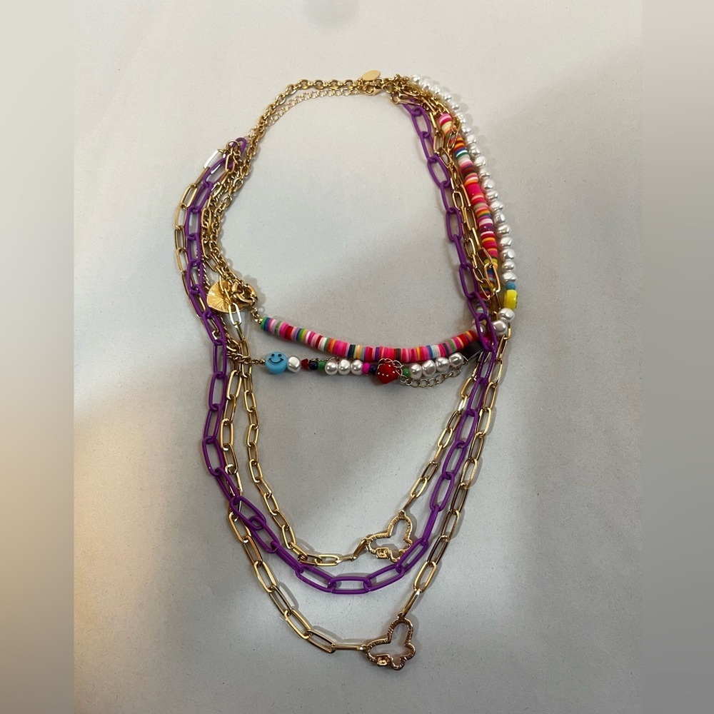 8 Other Reasons Revolve 90’s Y2K Maximalism Layer Girly Stacked Necklaces - Picture 4 of 5